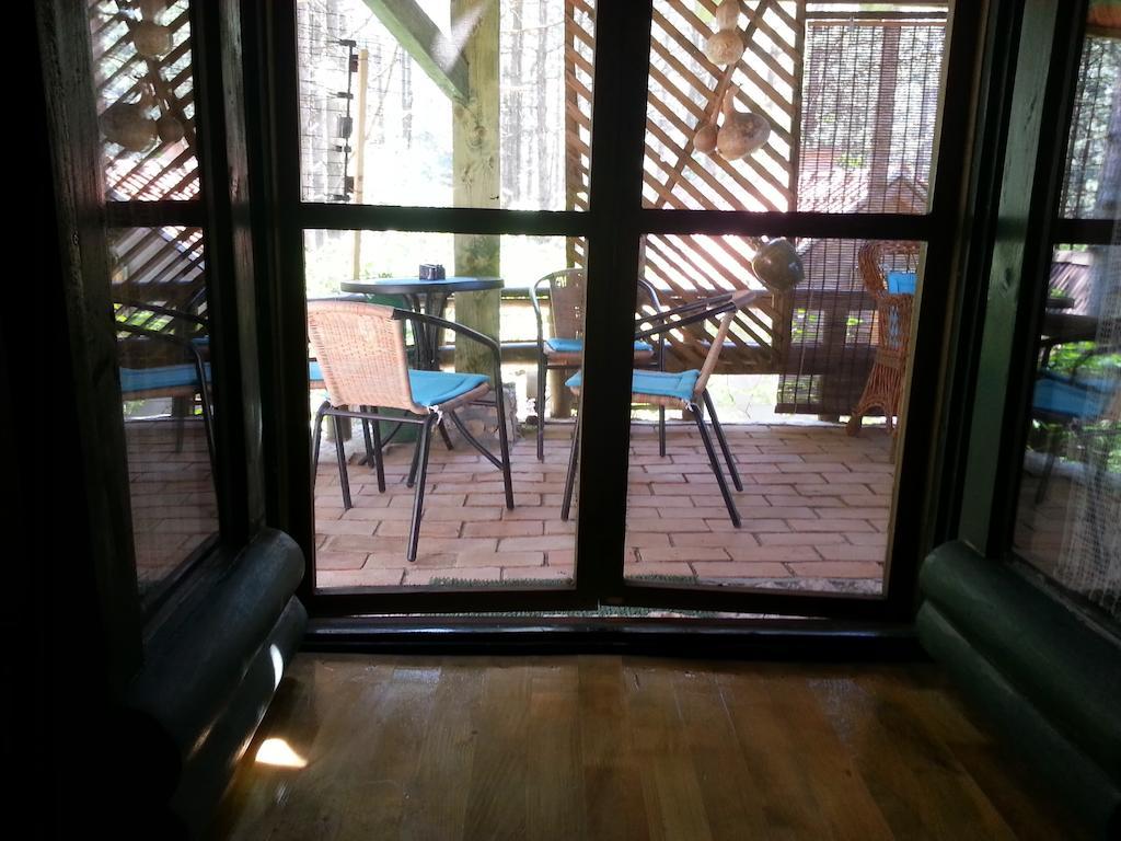 Guesthouse Bajka Vinci Exterior photo